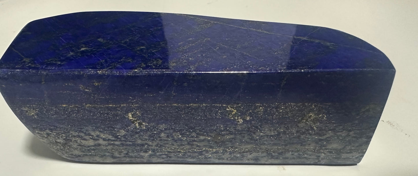 Lapis Freiförmig mit Stufe 612g
